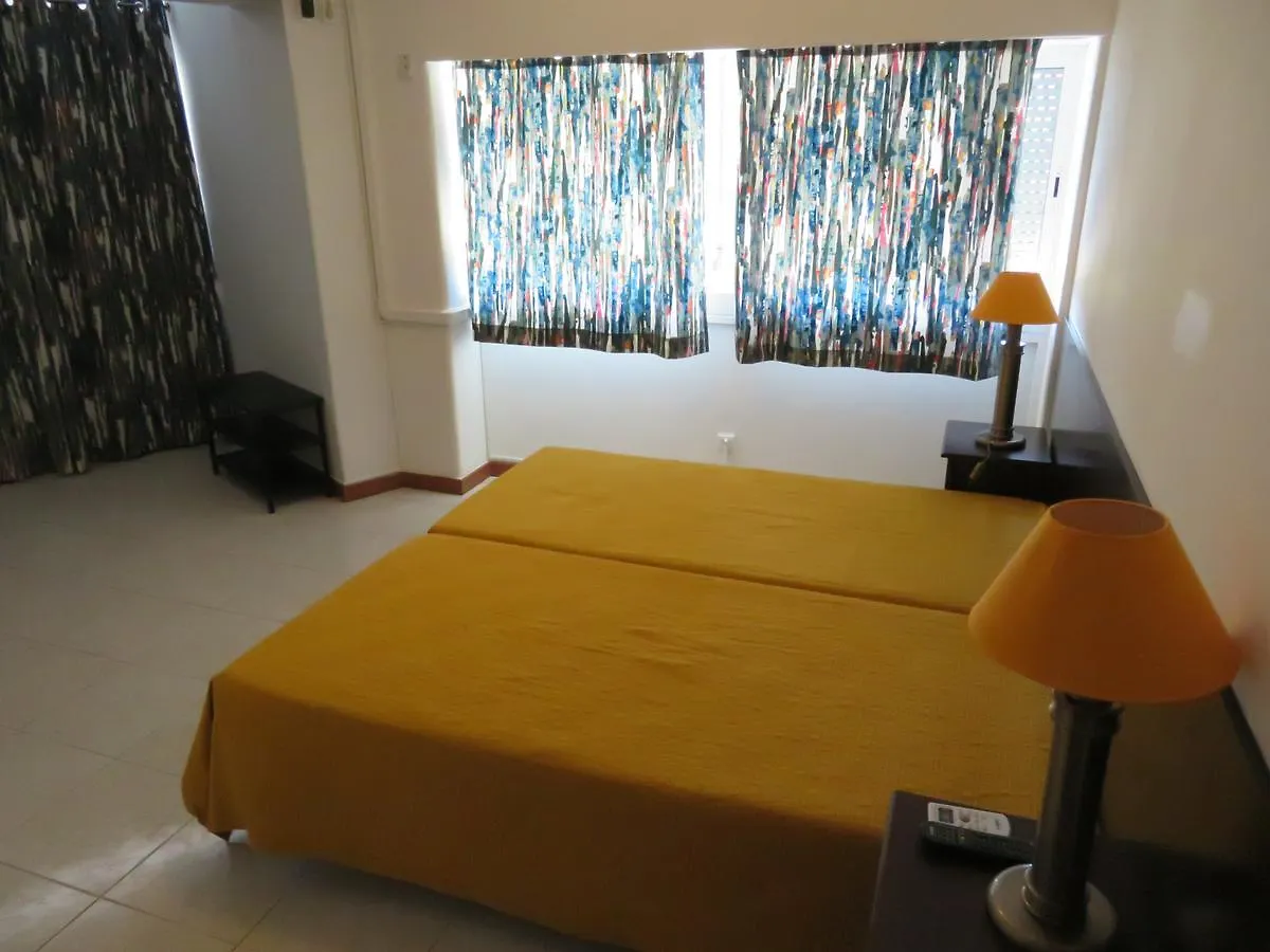 Guest house A Ponte Marques De Pombal Hotel Lisbon