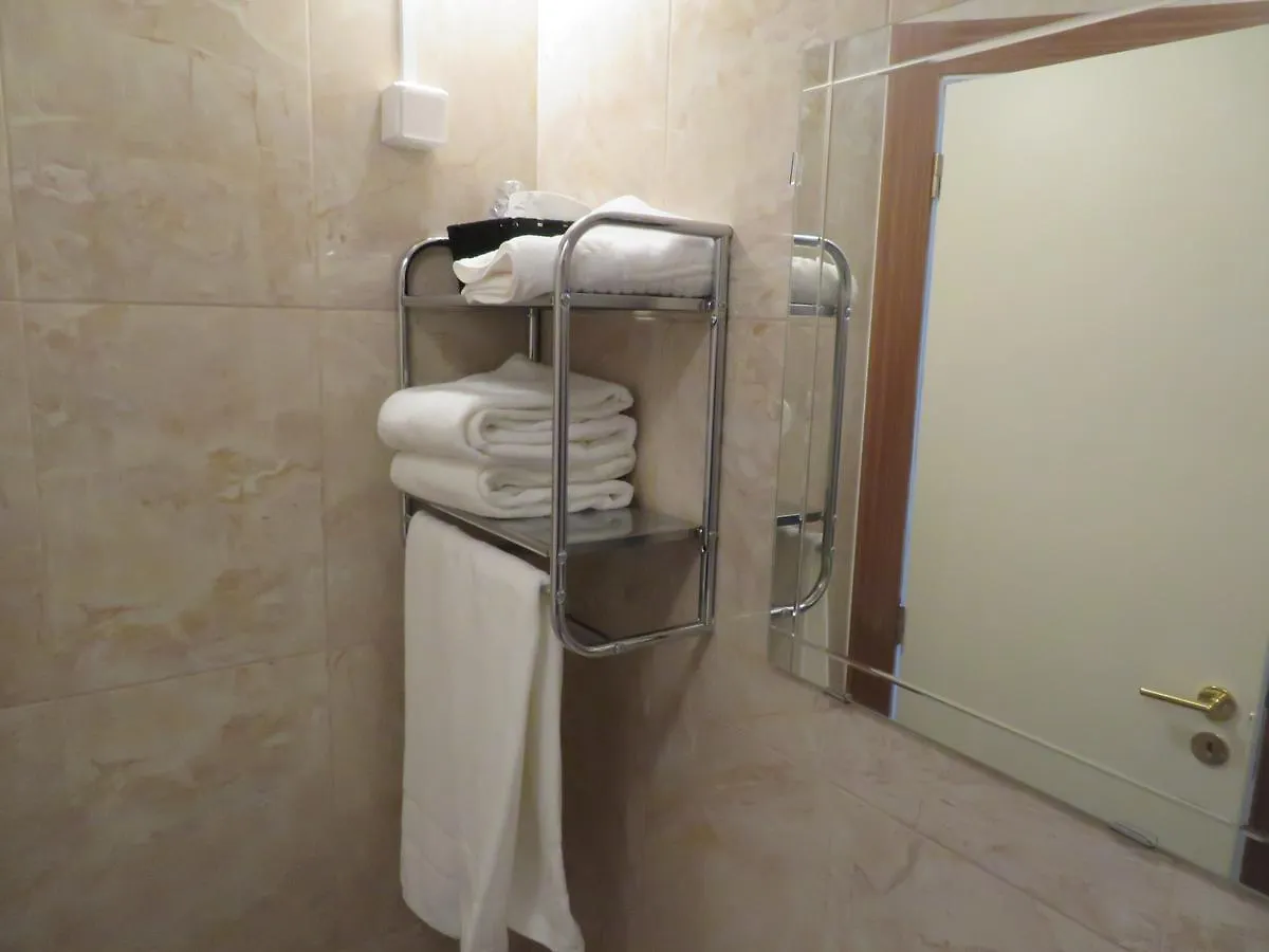 A Ponte Marques De Pombal Hotel Lisbon